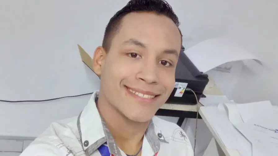 View more of AndresDasilva