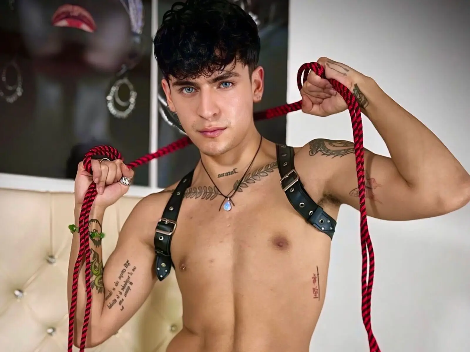 View more of CamyloGuzman