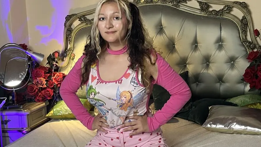 View more of CendyLulu