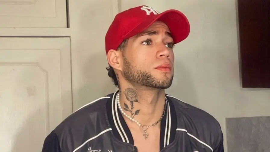 View more of DenielTaylor