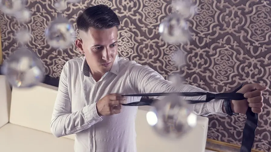 View more of EthanMaynards