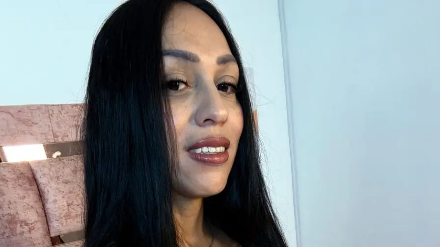 View more of GiaDinamoe