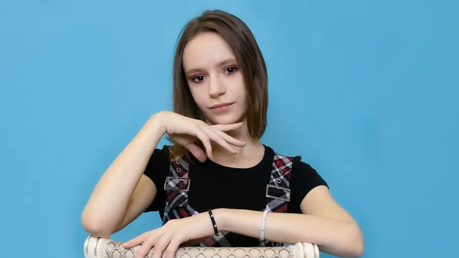 View more of KenzieBuzz