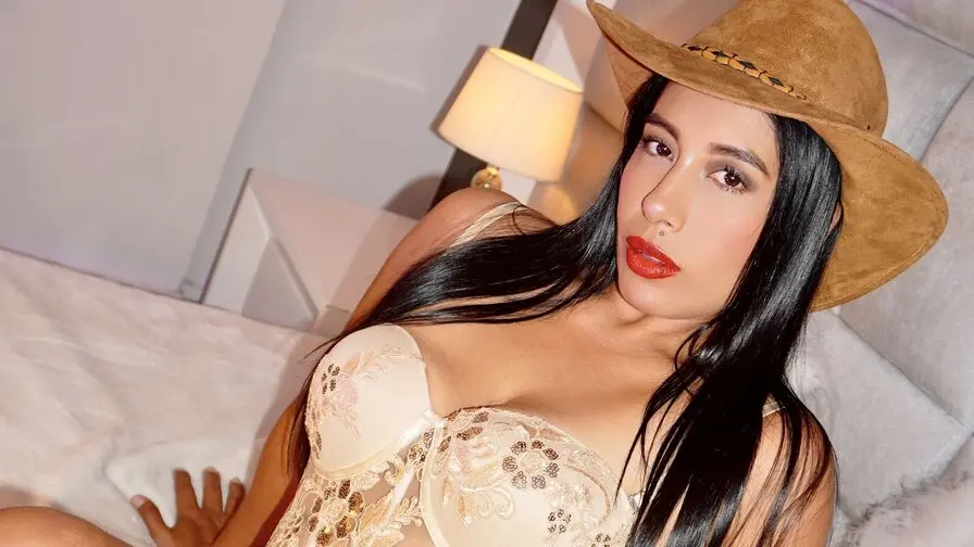 View more of LizaLorini