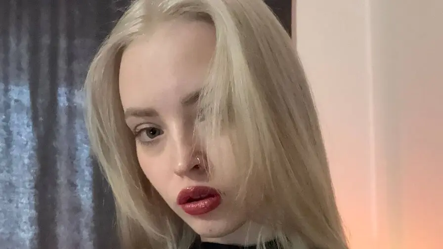 View more of MunaLoon