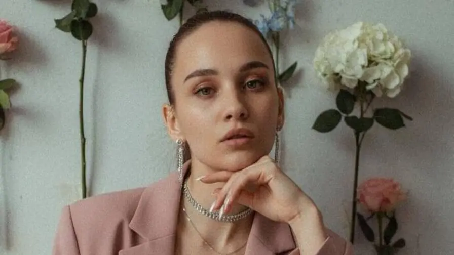 View more of SkyeTaen